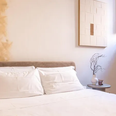 Eos Retreat In Trastevere With Pool Apartment Rome